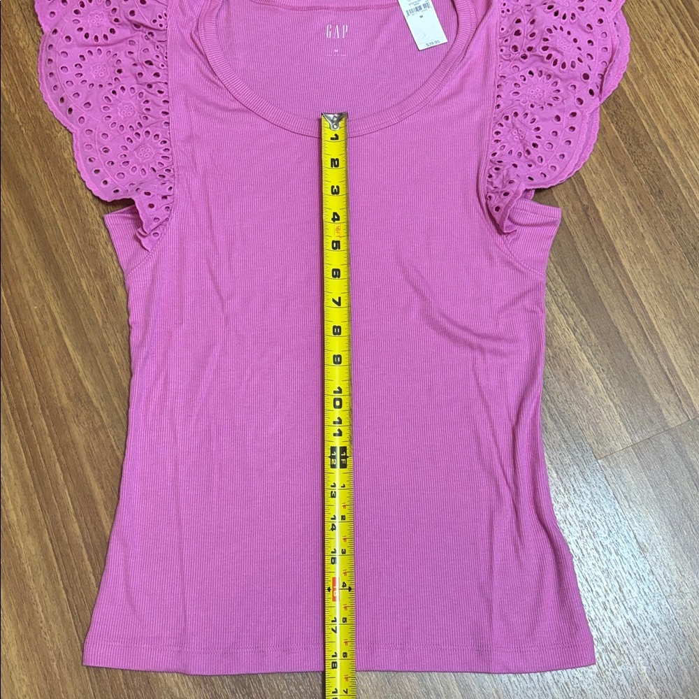 GAP Eyelet Sleeve Rib T-Shirt NWT - Picture 6 of 7